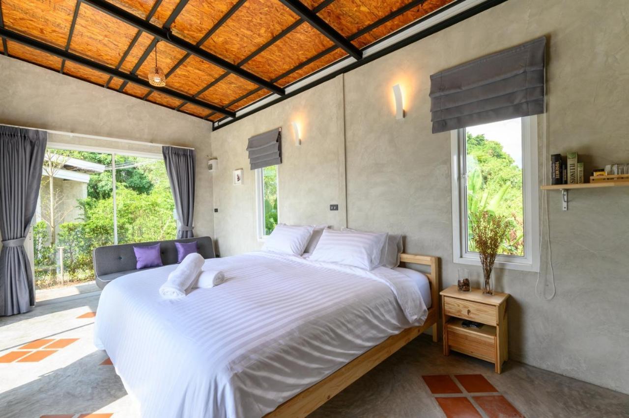 Loftpical Resort Phuket Luaran gambar