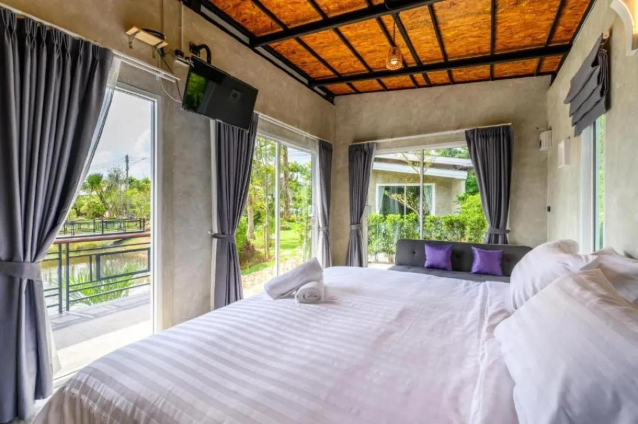 Loftpical Resort Phuket Luaran gambar