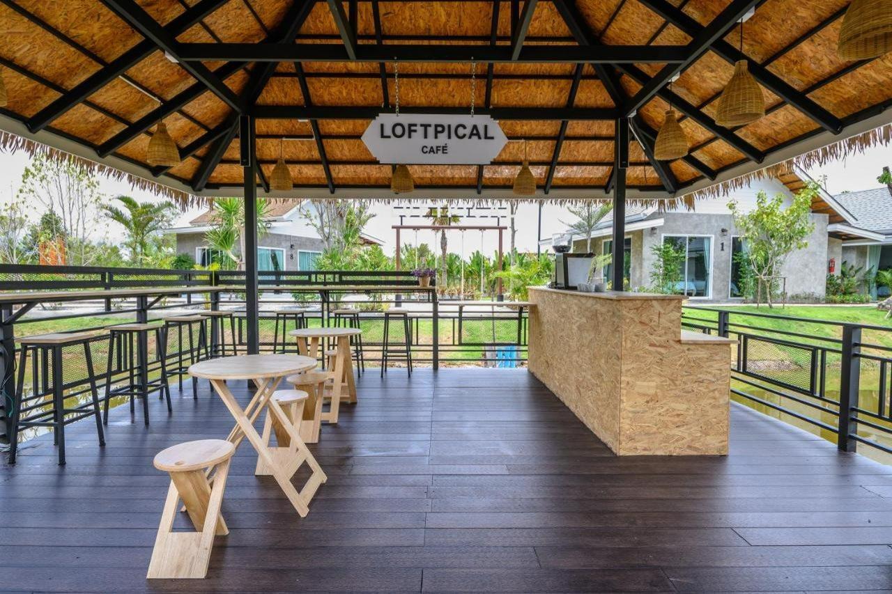 Loftpical Resort Phuket Luaran gambar