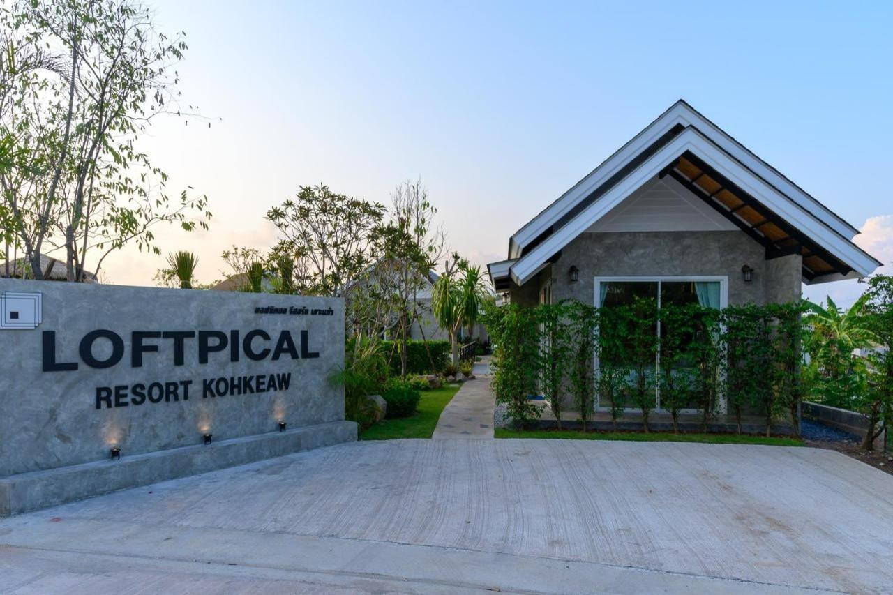 Loftpical Resort Phuket Luaran gambar